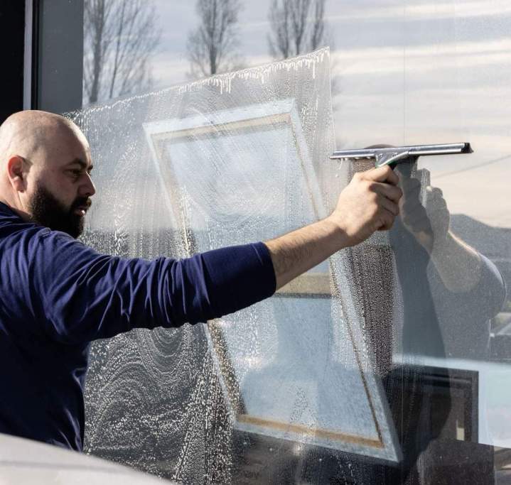 Nettoyage vitrine Anglet